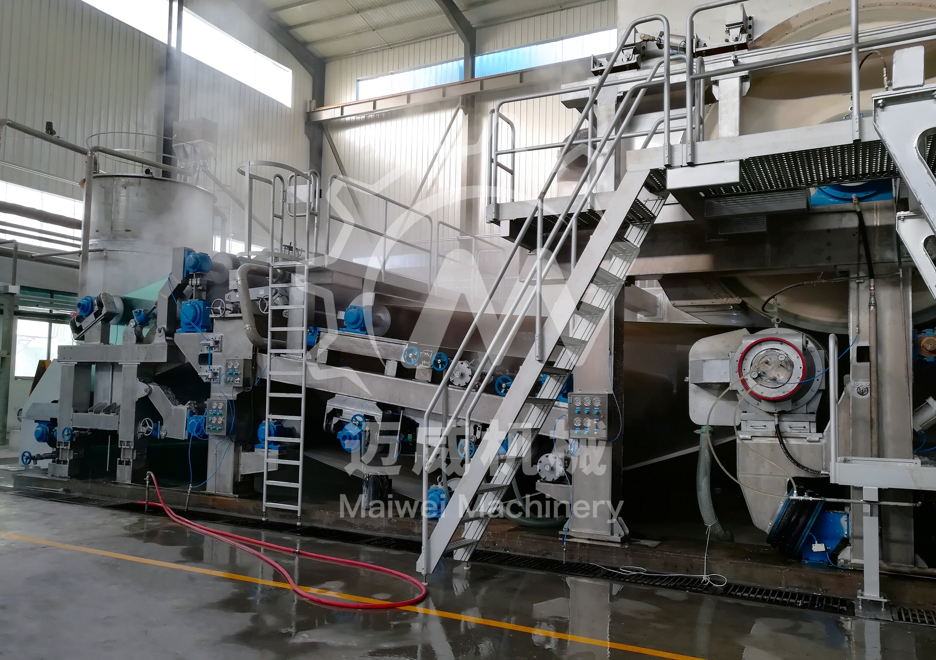 Crescent Forming Type Toilet Tissue Paper Machine